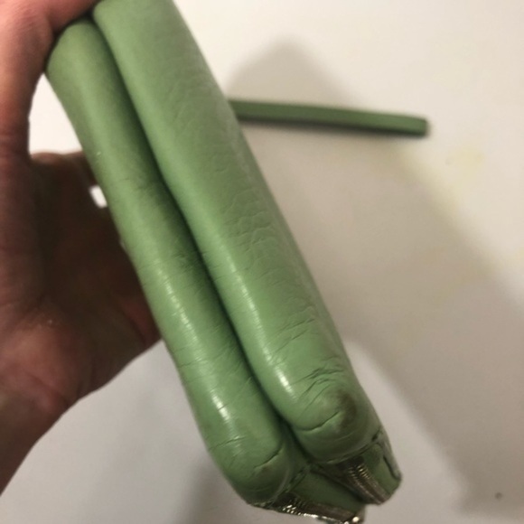 Coach double zipper green leather wristlet clutch